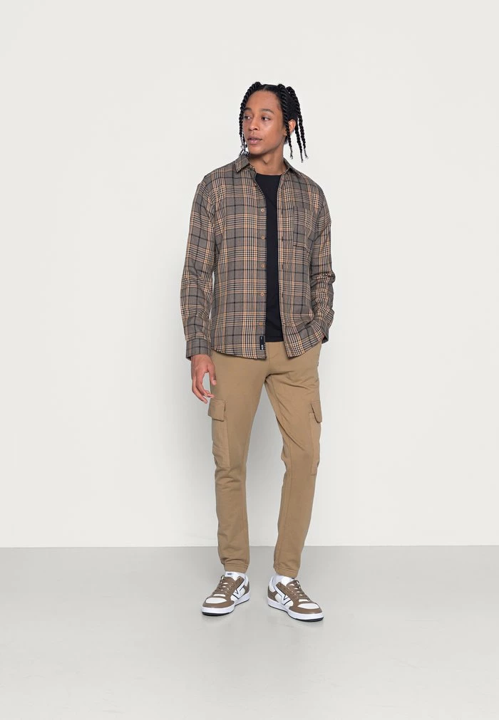 Bon marché 👏 Blend Pantalon Cargo - Capers 😍 – Image 2