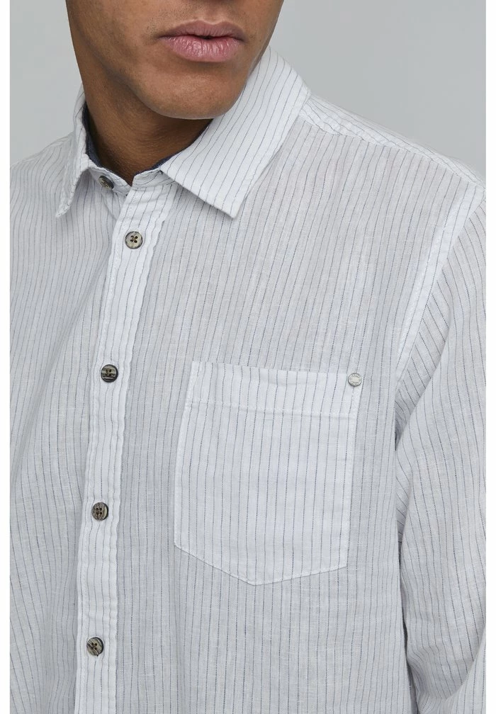 Nouveau ✨ Blend Chemise - Bright White 🤩 – Image 4