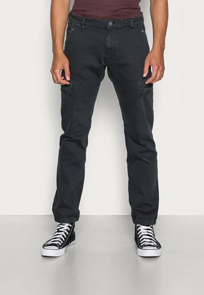 Remise ⌛ Blend BLIZZARD FIT - Pantalon Cargo - Black ✔️