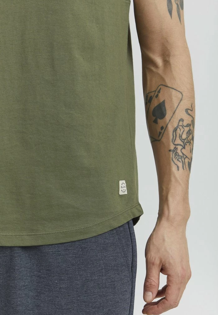 Sortie ✨ Blend T-shirt Imprimé - Four Leaf Clover 🌟 – Image 5